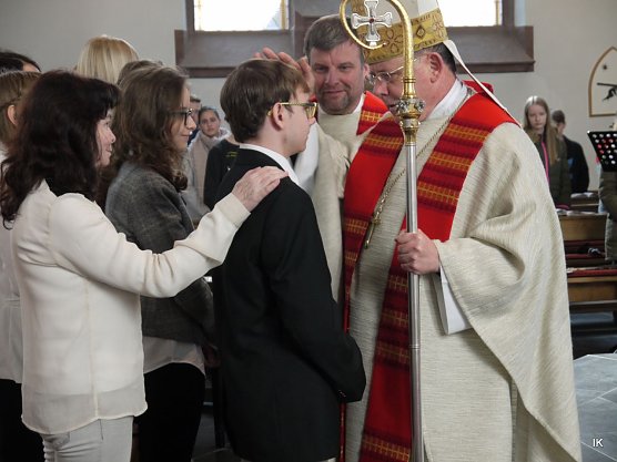 Firmung (Foto: Ilka Kühn) Firmung (Foto: Ilka Kühn)