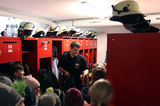 Bei der Feuerwehr (Foto: Feuerwehr Heiligenstadt) Bei der Feuerwehr (Foto: Feuerwehr Heiligenstadt)