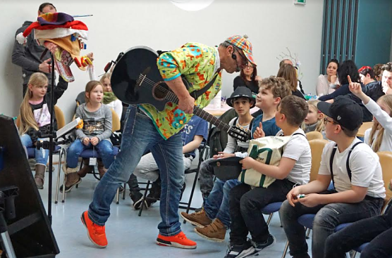 Joesefsfest im Kinderheim (Foto: Schwenderling)