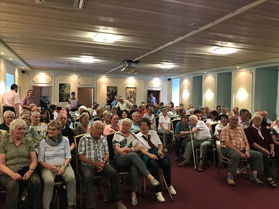 Besucher Kulturfreitag (Foto: Christian St&uuml;tzer)