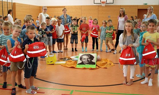 &Uuml;berraschung zum Schulstart (Foto: Sabine Funke)