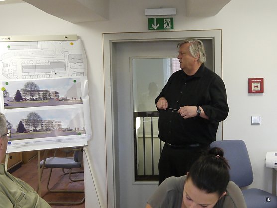 Othmar Stadermann informiert (Foto: Ilka Kühn) Othmar Stadermann informiert (Foto: Ilka Kühn)