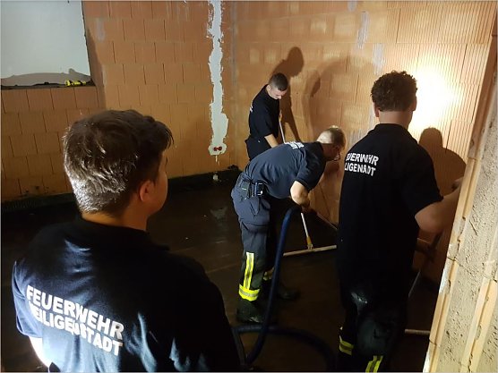 Unwetter (Foto: Feuerwehr Heiligenstadt) Unwetter (Foto: Feuerwehr Heiligenstadt)