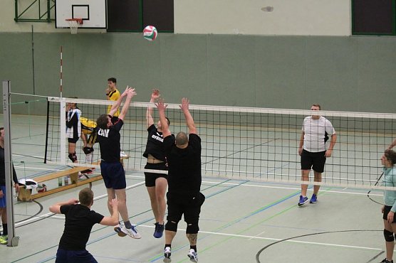 Neujahrsturnier geht in die 10. Runde (Foto: Karl-Heinz Herrmann) Neujahrsturnier geht in die 10. Runde (Foto: Karl-Heinz Herrmann)