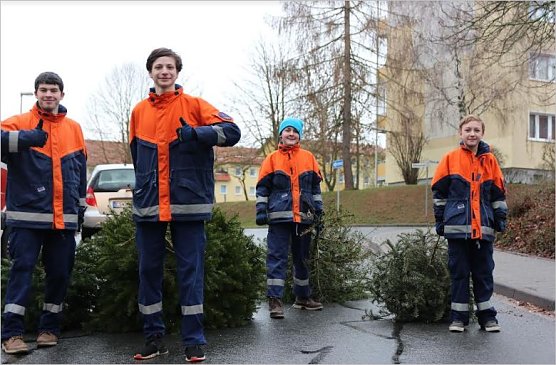 Weihnachtsbaumaktion (Foto: Feuerwehr Heiligenstadt)