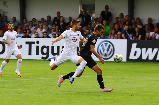 wacker (Foto: Bernd Peter) wacker (Foto: Bernd Peter)