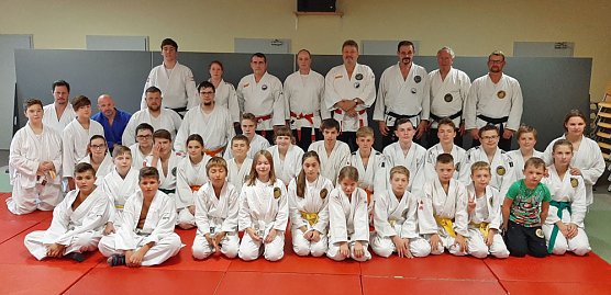 Im Ferienpark Feuerkuppe trainiert (Foto: Werner Bank) Im Ferienpark Feuerkuppe trainiert (Foto: Werner Bank)