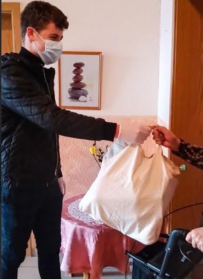 Hilfe (Foto: Bergschule) Hilfe (Foto: Bergschule)