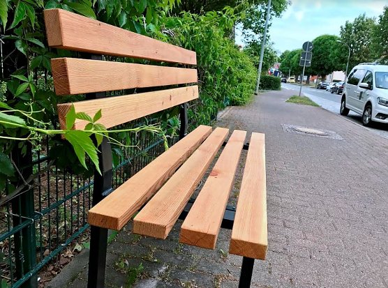 Neue Bank (Foto: René Weißbach) Neue Bank (Foto: René Weißbach)