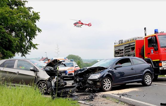 Unfall zwischen Beuren und Heiligenstadt (Foto: Feuerwehr Heiligenstadt)
