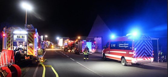Einsatz in der Nacht (Foto: Feuerwehr Heilbad Heiligenstadt) Einsatz in der Nacht (Foto: Feuerwehr Heilbad Heiligenstadt)