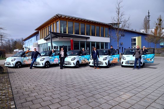 Die nagelneue Elektro-Flotte der Sport- und Freizeit GmbH (Foto: Ren&eacute; Wei&szlig;bach)