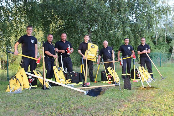 Neue Ausr&uuml;stung ist da (Foto: Feuerwehr Heiligenstadt)