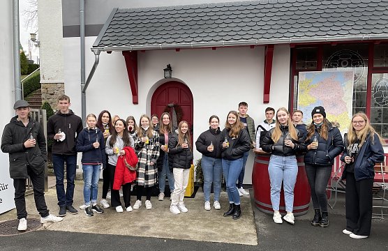 Sch&uuml;ler in der Worbiser Brauerei (Foto: Pauline Geburzky, Vanessa Dietrich, Luisa Klaus)