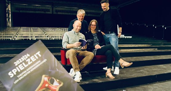 In der "Interimsspielst&auml;tte" wurde heute das Programm f&uuml;r die neue Spielzeit vorgestellt (Foto: agl)