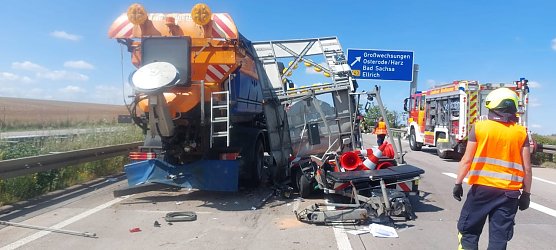 Unfall heute Mittag auf der A38 (Foto: Feuerwehr Gro&szlig;wechsungen/Silvio Dietzel)