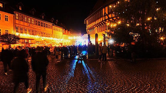 Lerchenfest in Stolberg (Harz) (Foto: Doris und Wolfgang Menzel) Lerchenfest in Stolberg (Harz) (Foto: Doris und Wolfgang Menzel)