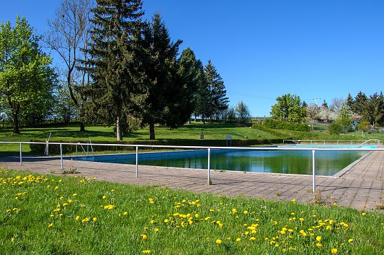 Freibad Hohenstein (Foto: Steven Fröhlich) Freibad Hohenstein (Foto: Steven Fröhlich)