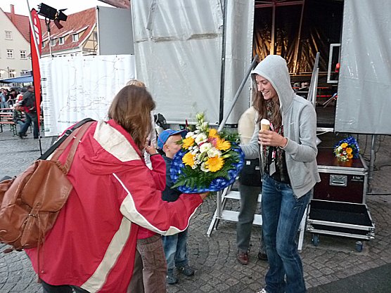 Athletenpräsentation des 15. Sparkassenmeetings (Foto: Karl-Heinz Herrmann) Athletenpräsentation des 15. Sparkassenmeetings (Foto: Karl-Heinz Herrmann)