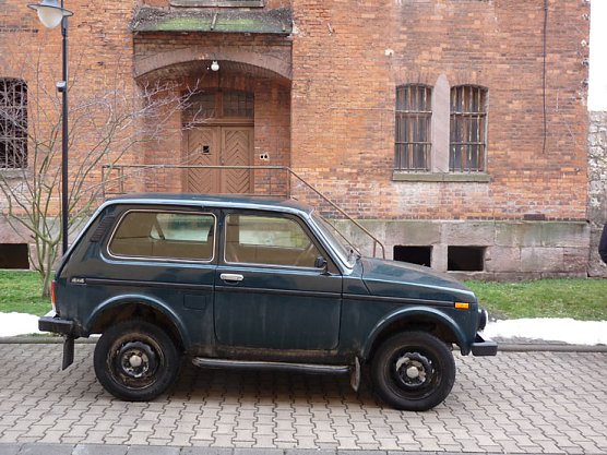 Wundertüte ersteigert (Foto: Karl-Heinz Herrmann) Wundertüte ersteigert (Foto: Karl-Heinz Herrmann)