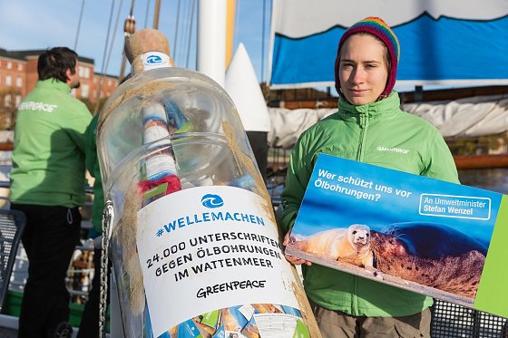 Bild: Politische Flaschenpost
