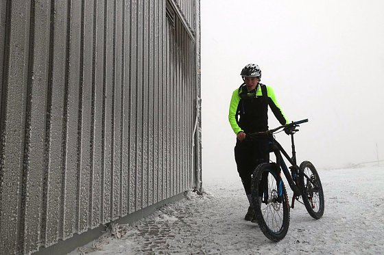 Bild: Man kann auch mal von der Stra&szlig;e abkommen. Heiligabend 2016