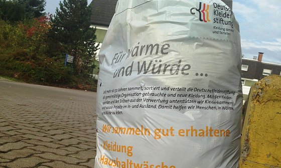 Bild: Erfolgreiche Kleidersammlung f&uuml;r guten Zweck