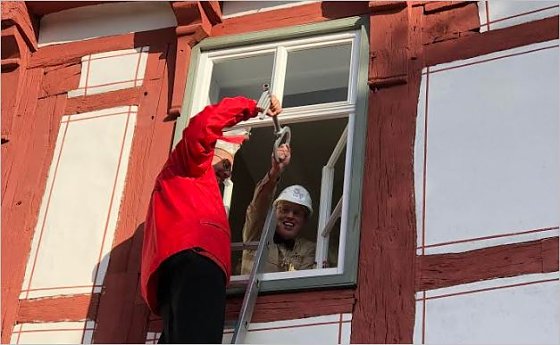 Bild: Sturm aufs Rathaus