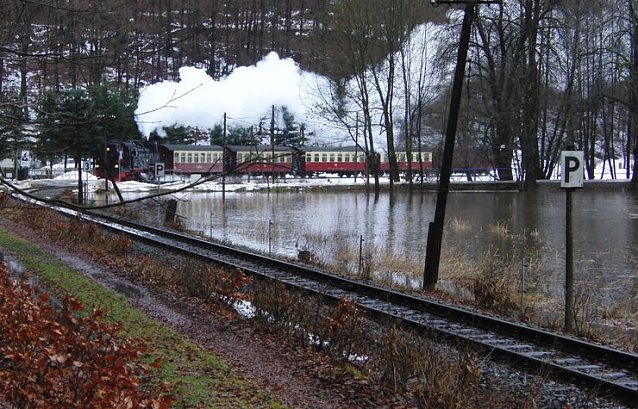 Bild: Fahren mit der Bahn