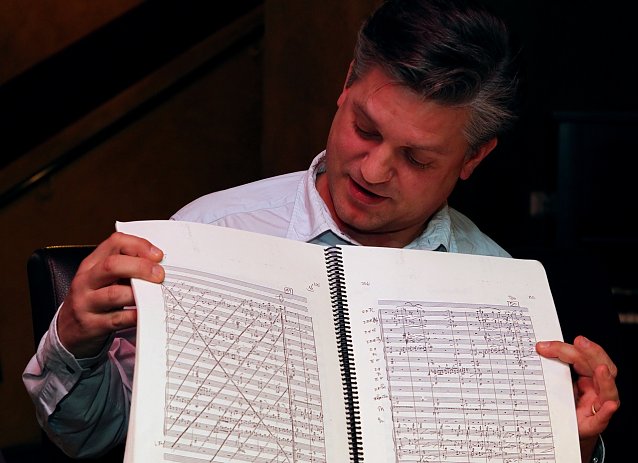 Bild: Dirigiert die Sinfoniekonzerte