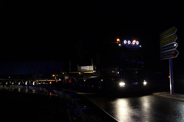 Bild: Br&uuml;ckentransport