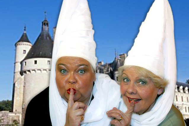 Bild: Plauderei beim Eierlik&ouml;r