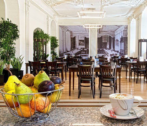 Bild: Patientencafe in Reifenstein