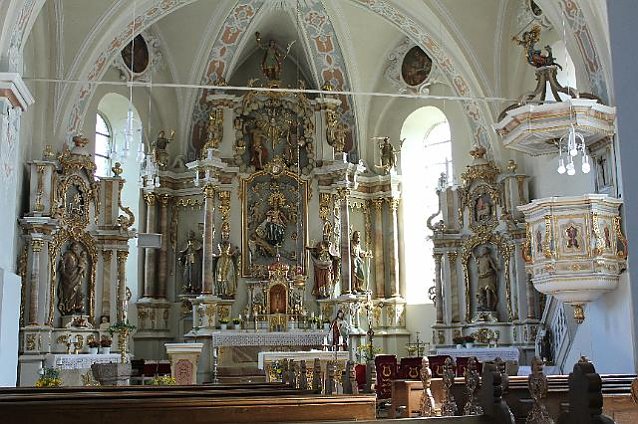 Bild: Kirche in Heuthen
