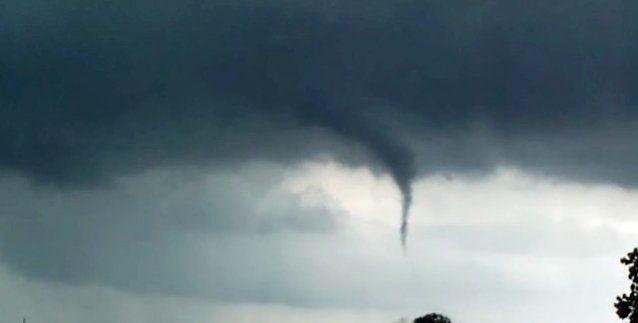 Bild: Tornado &uuml;ber der Windleite?