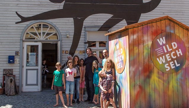 Bild: Die Jugendkunstschule ist mit dabei 
