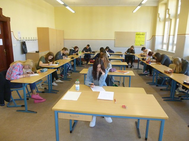 Bild: Am Herdergymnasium zeigten Nordth&uuml;ringer Gymnasiasten wie gut sie die englische Sprache beherschen