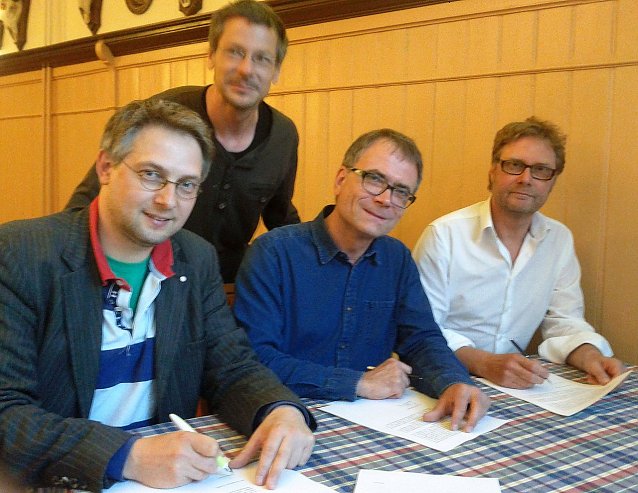 Bild: Unterschriften gegen Umgehung