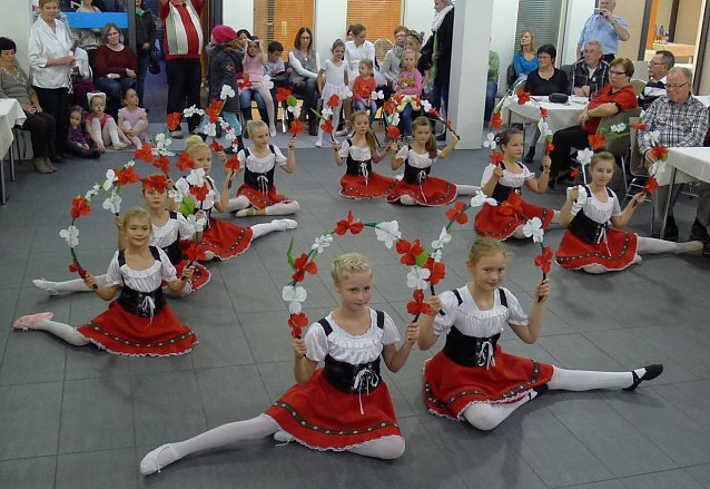 Bild: Kindertanzgruppe