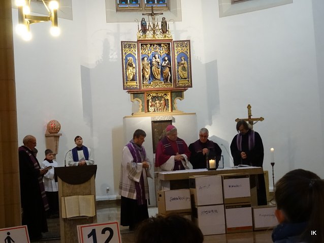 Bild: Abschluss des Friedenslicht-Gottesdienstes