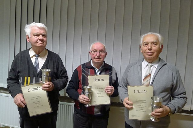 Bild: 50 Jahre im ARION v. l. Dietmar Rodenstock, Manfred Schach u. Stephan Sendelbach