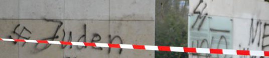 Bild: Rechte Schmierereien auf dem Nordh&auml;user Ehrenfriedhof 2011