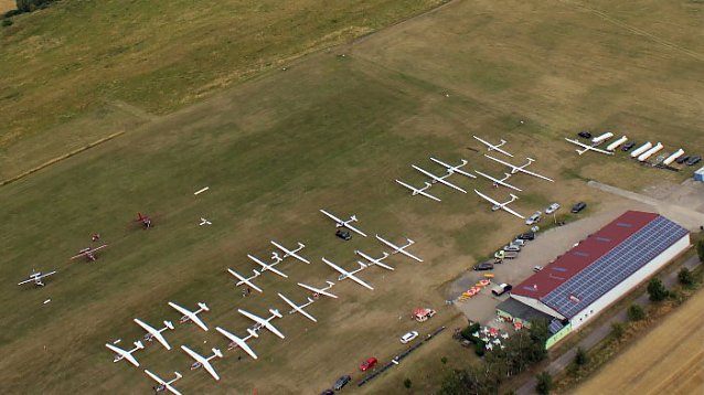 Bild: Zwischenbilanz zur 25. Th&uuml;ringen Meisterschaft im Streckensegelflug