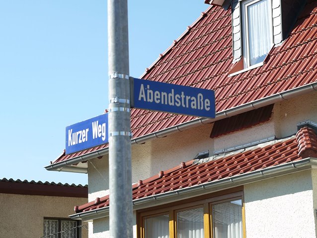 Bild: Abendstra&szlig;e neu in Birkungen
