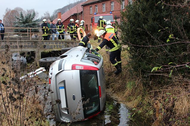 Bild: Auto in der Lutter
