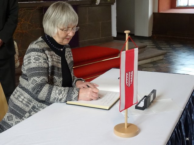 Bild: Eintrag ins Goldene Buch