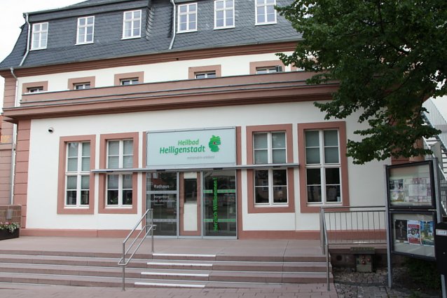 Bild: Neuer Sitz im Rathaus am Markt