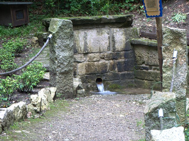 Bild: Der bereich um den Nadelbrunnen am Donnerstag