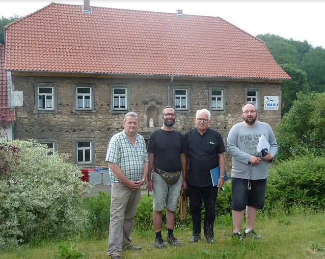 Bild: Saniertes Dach und Vorstand
