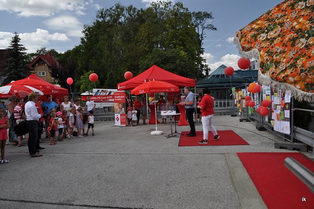 Bild: Kinderfest mit &Uuml;berraschung